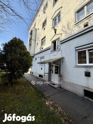 Eladó 51 nm-es lakás Salgótarján