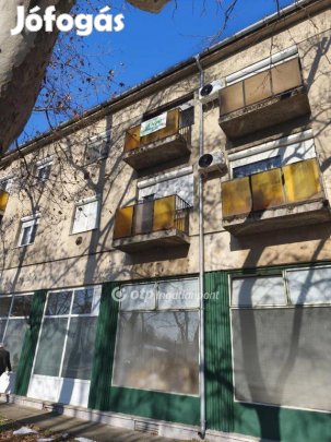 Eladó 51 nm-es lakás Szekszárd