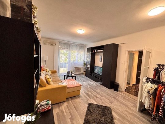 Eladó 51 nm-es lakás Szolnok