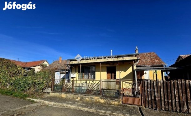 Eladó 52 nm-es ház Pécs
