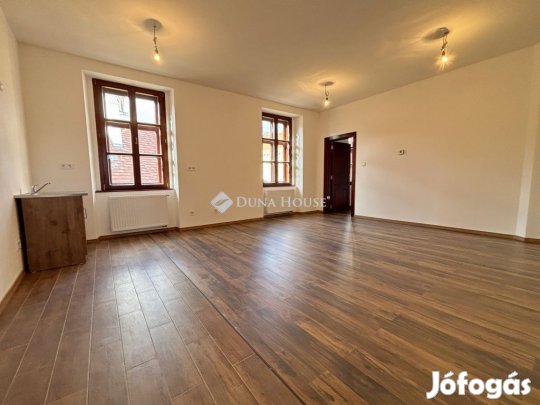 Eladó 52 nm-es lakás Sopron