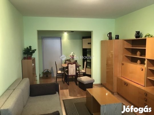 Eladó 52 nm-es lakás Székesfehérvár