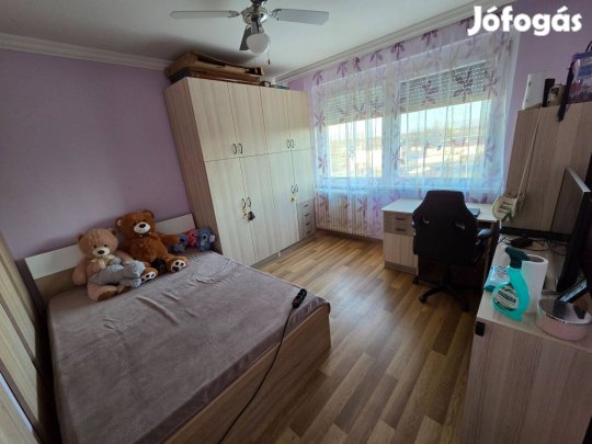 Eladó 52m-es lakás Debrecenben