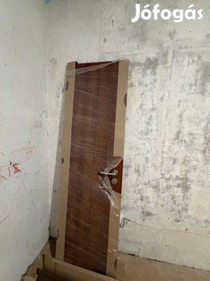 Eladó 53 nm-es lakás Bátonyterenye