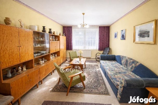 Eladó 53 nm-es lakás Mosonmagyaróvár