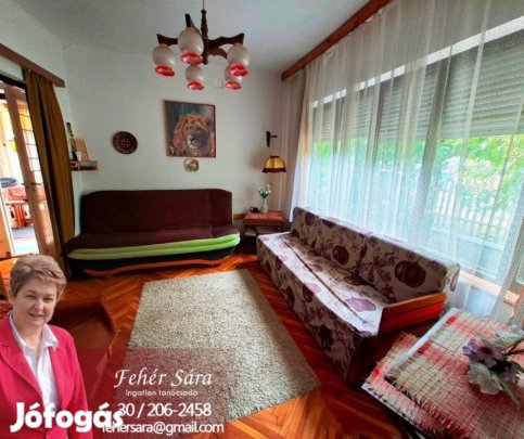 Eladó 54 nm-es Hétvégi ház Lakitelek