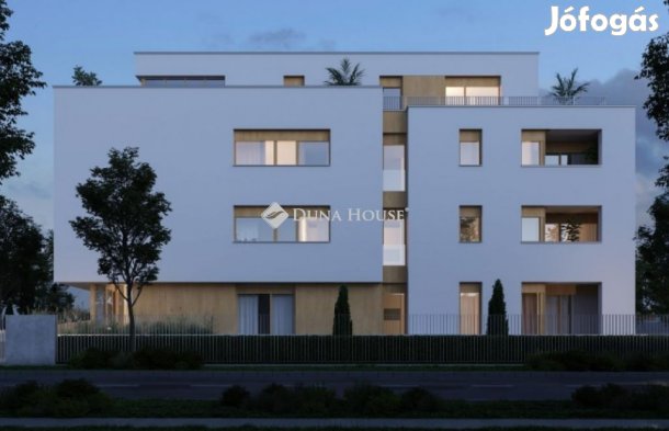 Eladó 54 nm-es lakás Debrecen