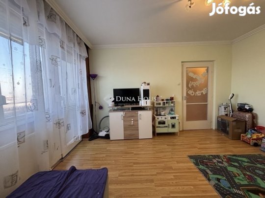 Eladó 54 nm-es lakás Debrecen