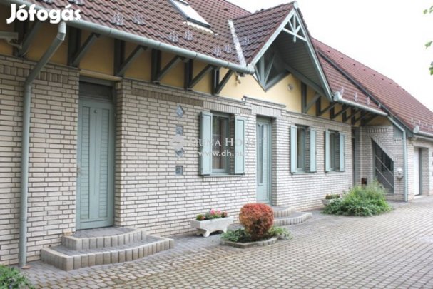 Eladó 551 nm-es ház Üllő