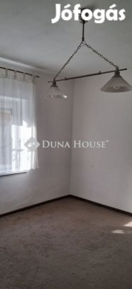 Eladó 55 nm-es ház Székesfehérvár