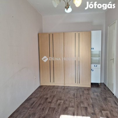 Eladó 55 nm-es lakás Körmend