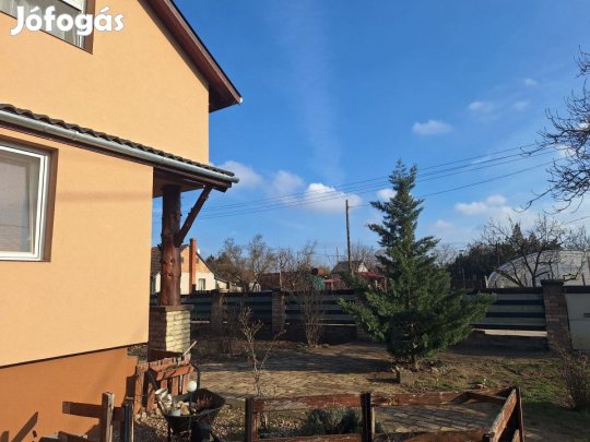 Eladó 56 nm-es Családi ház Kecskemét