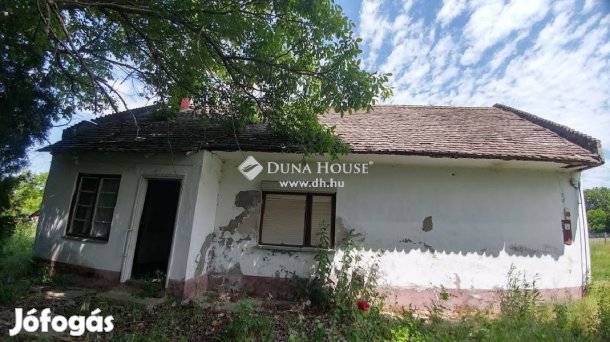 Eladó 56 nm-es ház Dávod