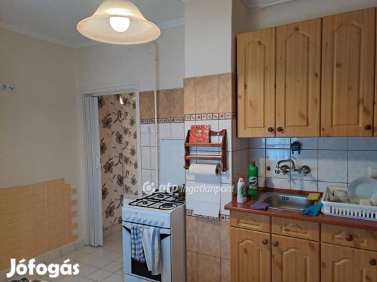 Eladó 57 nm-es lakás Gyöngyös
