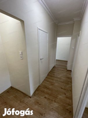 Eladó 57 nm-es lakás Kecskemét