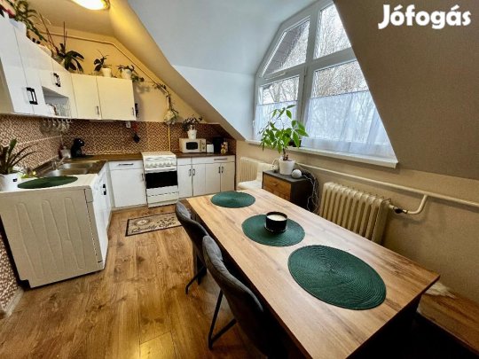 Eladó 58 nm-es lakás Debrecen