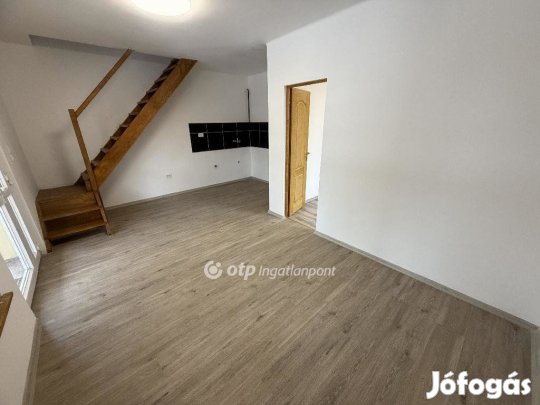 Eladó 59 nm-es ház Tiszakécske