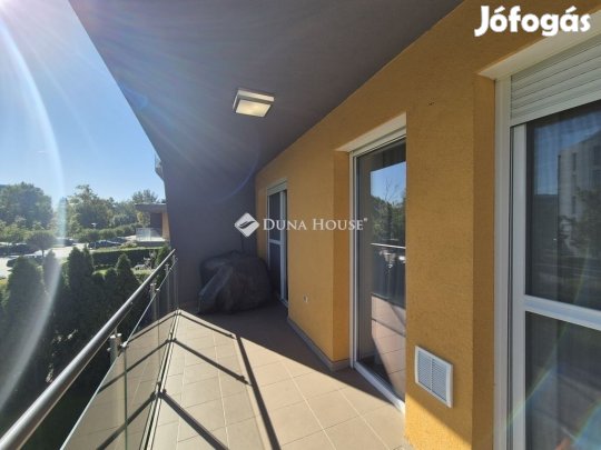 Eladó 59 nm-es lakás Siófok