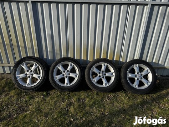 Eladó 5x114.3-as 17"-os alufelni Atlas újszerű téligumival