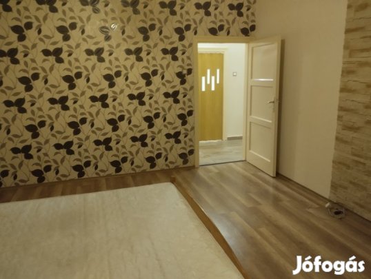 Eladó 60 m2 -es lakás a Zsolnay negyed mellett!