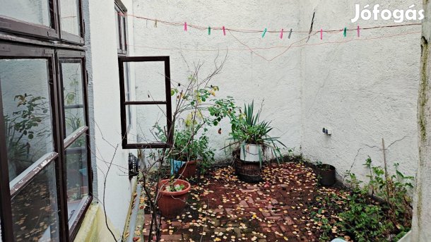 Eladó 60 m2 tégla lakás, Győr