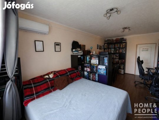 Eladó 60 nm-es Felújított tégla lakás Szeged Tarján