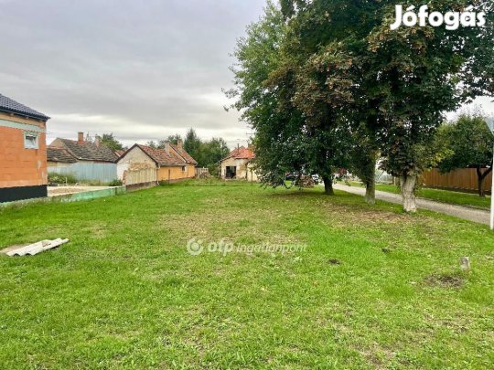 Eladó 60 nm-es ház Hajdúböszörmény