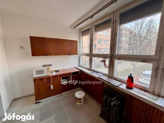 Eladó 60 nm-es lakás Halásztelek