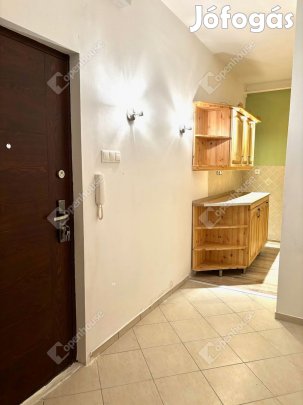 Eladó 60 nm-es lakás Tatabánya