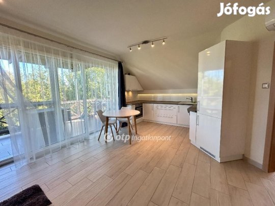 Eladó 61 nm-es lakás Balatonőszöd