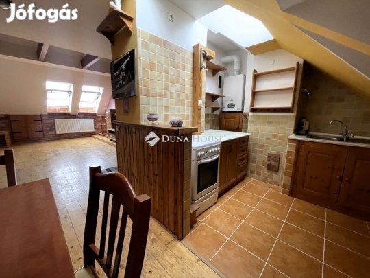 Eladó 61 nm-es lakás Kecskemét