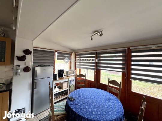 Eladó 62 nm-es ház Cegléd