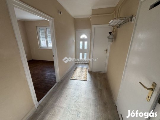 Eladó 62 nm-es ház Kecskemét