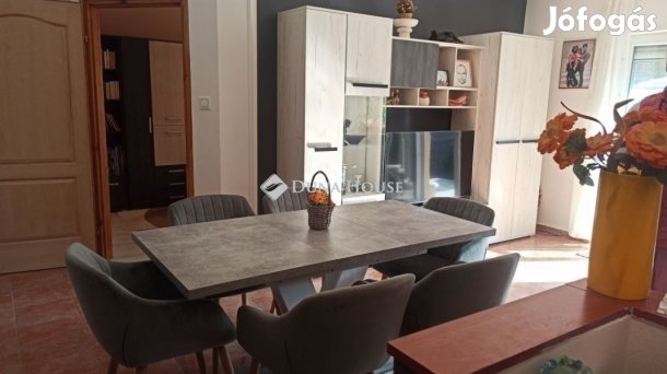 Eladó 62 nm-es ház Szigetszentmiklós