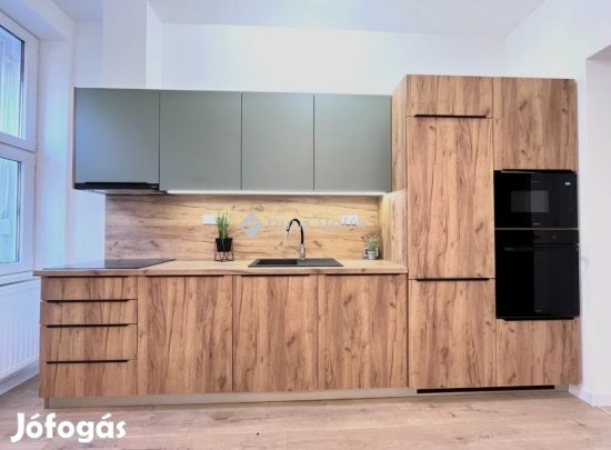 Eladó 62 nm-es lakás Pécs