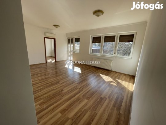 Eladó 63 nm-es lakás Nagykőrös