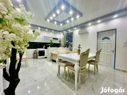 Eladó 64 nm-es ház Jászapáti