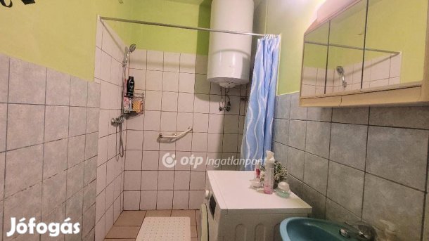 Eladó 64 nm-es ház Jászberény