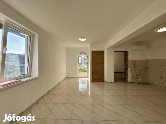 Eladó 65 nm-es ház Csurgó