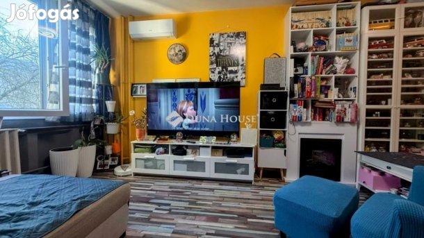 Eladó 65 nm-es lakás Szombathely