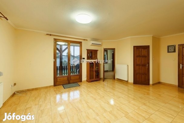 Eladó 66 nm-es ház Szigethalom