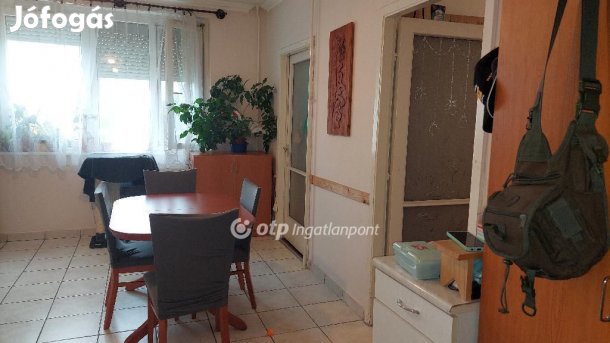 Eladó 66 nm-es lakás Debrecen