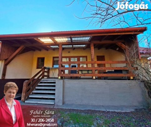 Eladó 67 nm-es Hétvégi ház Lakitelek