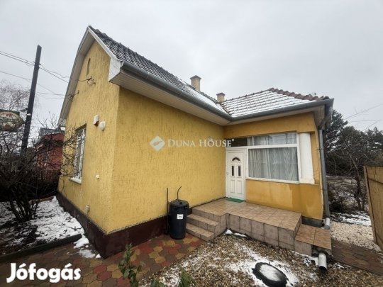 Eladó 67 nm-es ház Vecsés