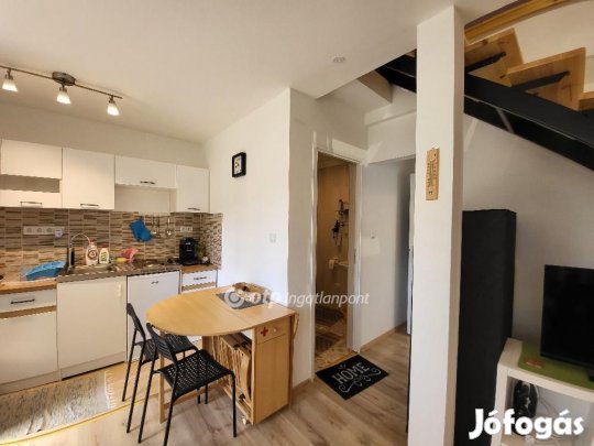 Eladó 68 nm-es ház Siófok