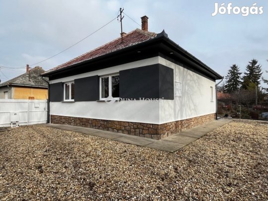 Eladó 69 nm-es ház Nagykáta