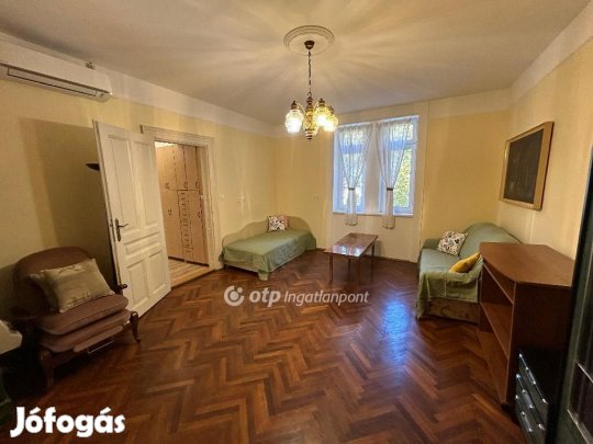 Eladó 69 nm-es lakás Győr