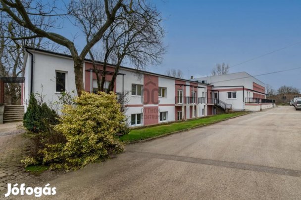 Eladó 69 nm-es lakás Székesfehérvár