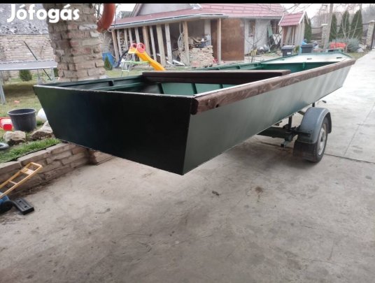 Eladó 6 méteres csónak 