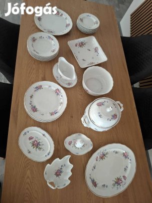 Eladó 6 személyes Hollóházi étkészlet!